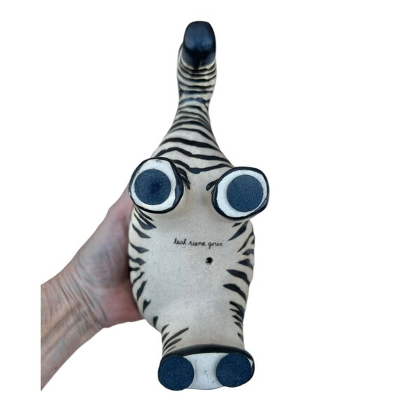Handcrafted Anthropology Retired Zebra Ceramic Planter by Leah Reena Goren GUC - Picture 6 of 11